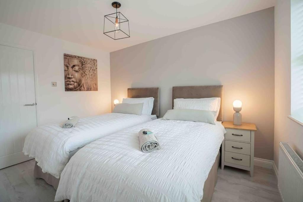 Stunning Abode 5 Min From Nec & Bhx, Pets Allowed Marston Green Zewnętrze zdjęcie
