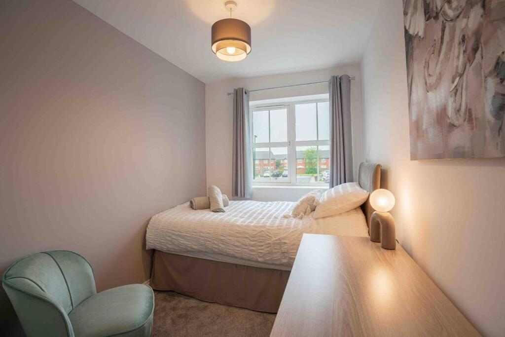 Stunning Abode 5 Min From Nec & Bhx, Pets Allowed Marston Green Zewnętrze zdjęcie