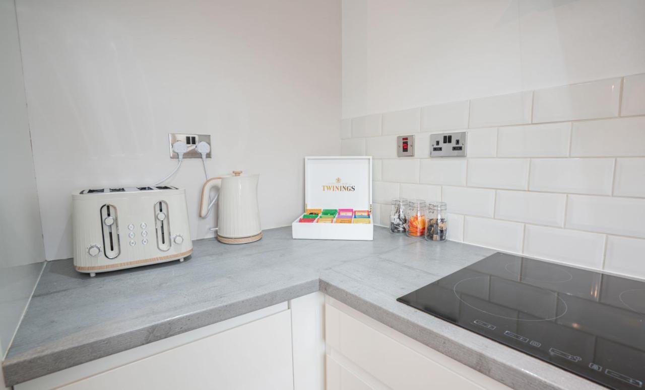 Stunning Abode 5 Min From Nec & Bhx, Pets Allowed Marston Green Zewnętrze zdjęcie