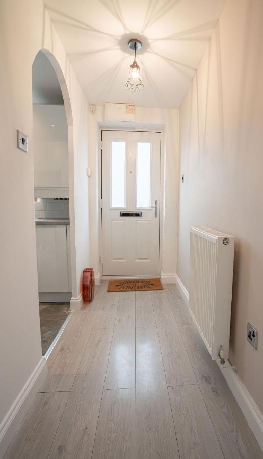 Stunning Abode 5 Min From Nec & Bhx, Pets Allowed Marston Green Zewnętrze zdjęcie
