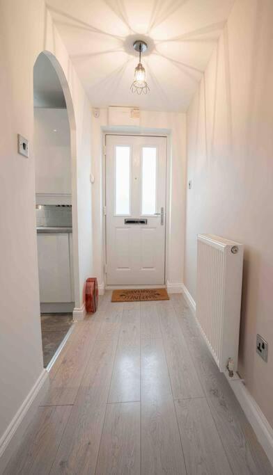 Stunning Abode 5 Min From Nec & Bhx, Pets Allowed Marston Green Pokój zdjęcie