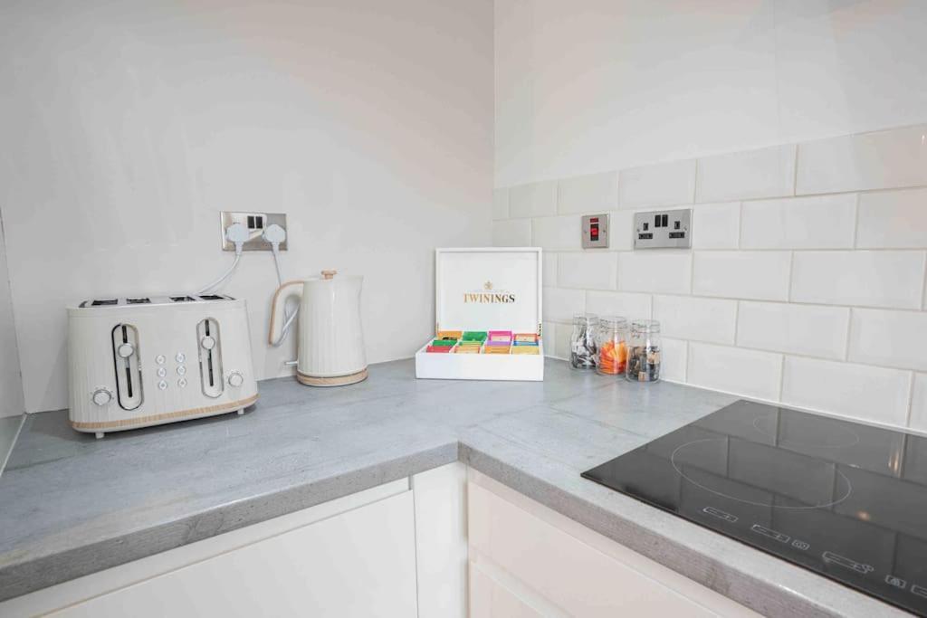Stunning Abode 5 Min From Nec & Bhx, Pets Allowed Marston Green Pokój zdjęcie